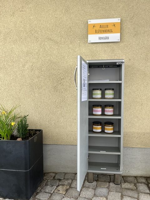 die Honigbox offen